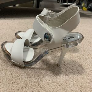 Wore 1 time and still brand new.